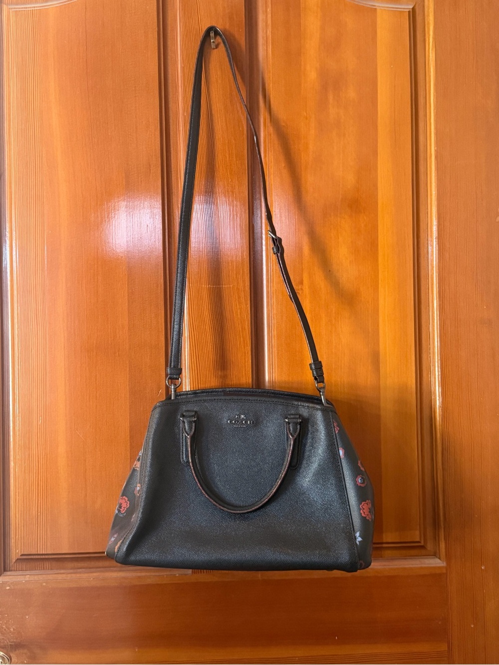 Coach F24374 Margot Carryall Black
Leather Floral Print - Picture 13 of 14
